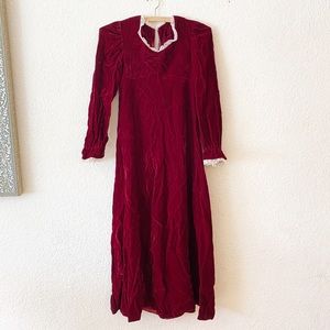 Vintage 40s Girls Velvet Long Sleeve Maxi Dress Halloween witch Victorian